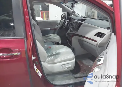 2012 Toyota Sienna Xle 7 Passenger z USA, uszkodzony, nr VIN 5TDDK3DC7CS041678